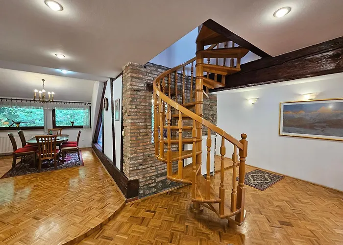 公寓 Nina With Private Terrace Tour As 卢布尔雅那