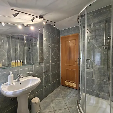 Nina With Private Terrace Tour As Apartment